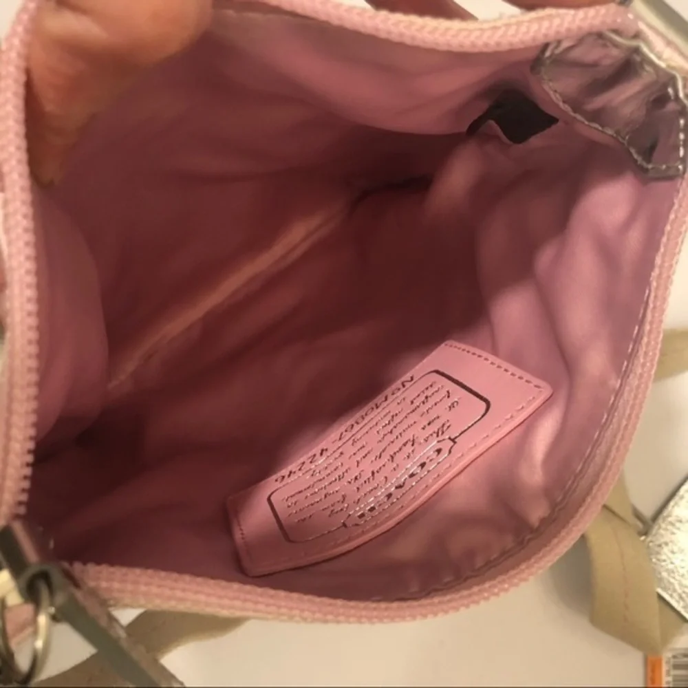 Coach 42246 vintage y2k pink signature swingpack crossbody bag